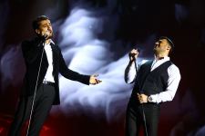 EMIN отметил день рождения в кругу звездных друзей: сольный концерт и оригинальные подарки (ФОТО)