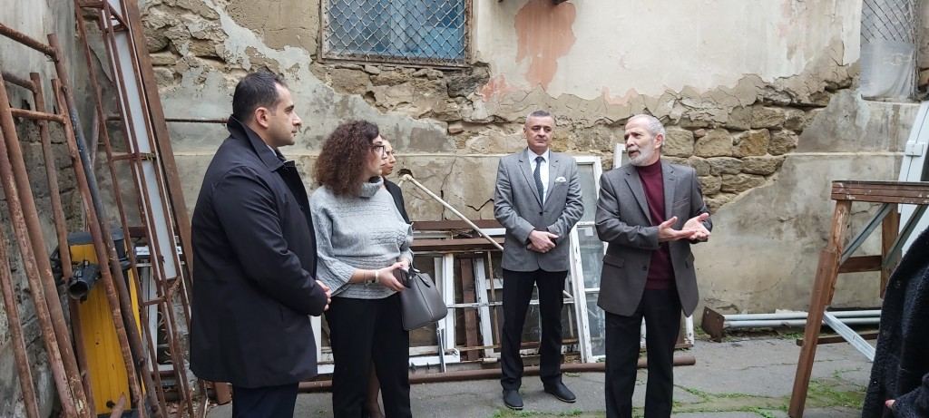 Эльнур Алиев встретился с коллективом Азербайджанского государственного театра пантомимы (ФОТО)