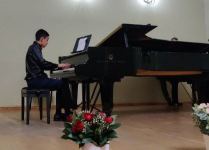 Участники проекта "Gənclərə dəstək" на сцене Тбилисской консерватории (ФОТО/ВИДЕО)