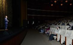 Азербайджанские ашуги в образах Лейли и Меджнуна (ФОТО)