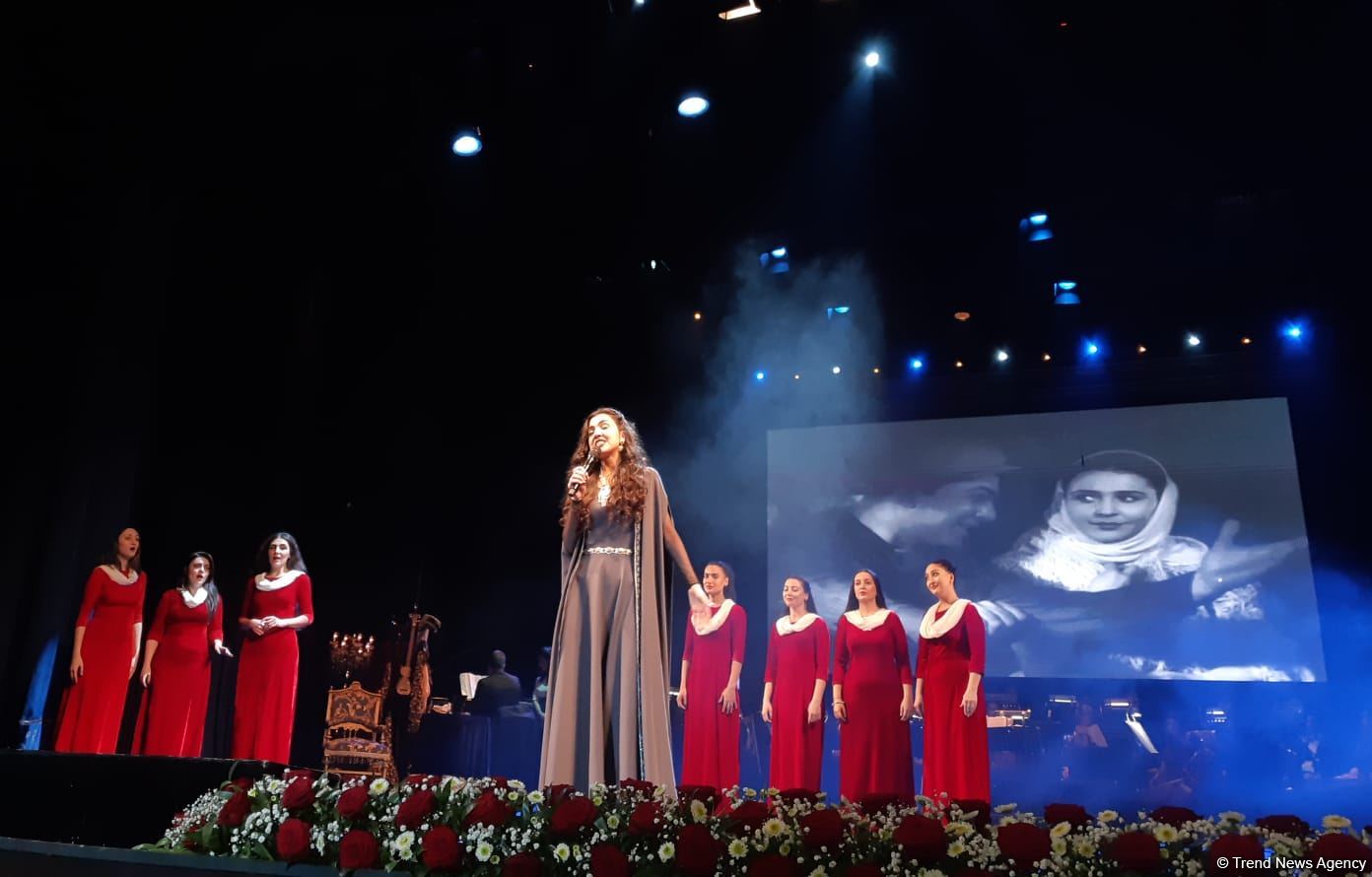 Ее большое сердце: в Баку отметили 100-летие Лейлы Бадирбейли (ФОТО/ВИДЕО)