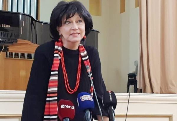 Учиться никогда не поздно... - откровенный разговор с  народной артисткой Хураман Гасымовой (ФОТО)