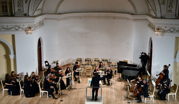 Праздник музыки в Баку, или Когда солирует Нармин Наджафли (ФОТО)