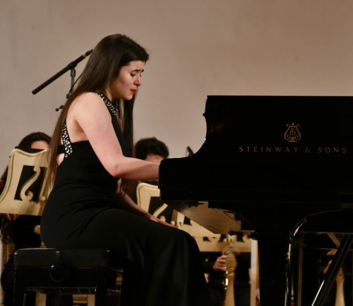 Праздник музыки в Баку, или Когда солирует Нармин Наджафли (ФОТО)