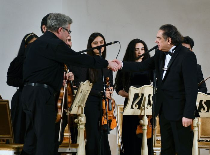 Праздник музыки в Баку, или Когда солирует Нармин Наджафли (ФОТО)