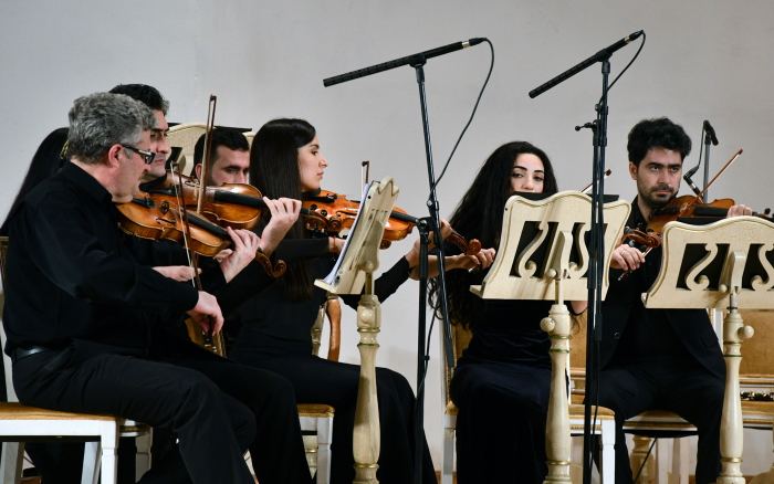 Праздник музыки в Баку, или Когда солирует Нармин Наджафли (ФОТО)