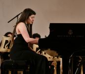 Праздник музыки в Баку, или Когда солирует Нармин Наджафли (ФОТО)