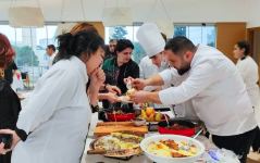 Юбилей с вкусняшками! В Баку прошел праздник национальных блюд (ФОТО)