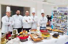 Юбилей с вкусняшками! В Баку прошел праздник национальных блюд (ФОТО)