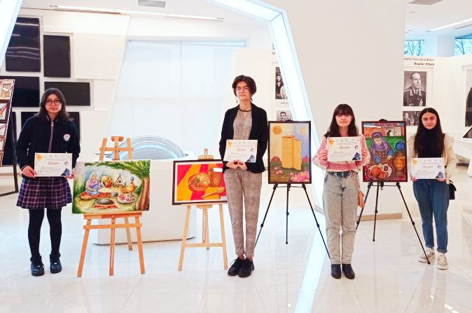 Юбилей с вкусняшками! В Баку прошел праздник национальных блюд (ФОТО)