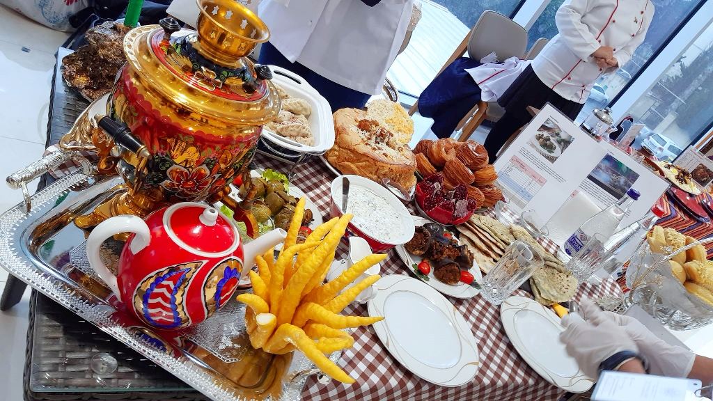 Юбилей с вкусняшками! В Баку прошел праздник национальных блюд (ФОТО)