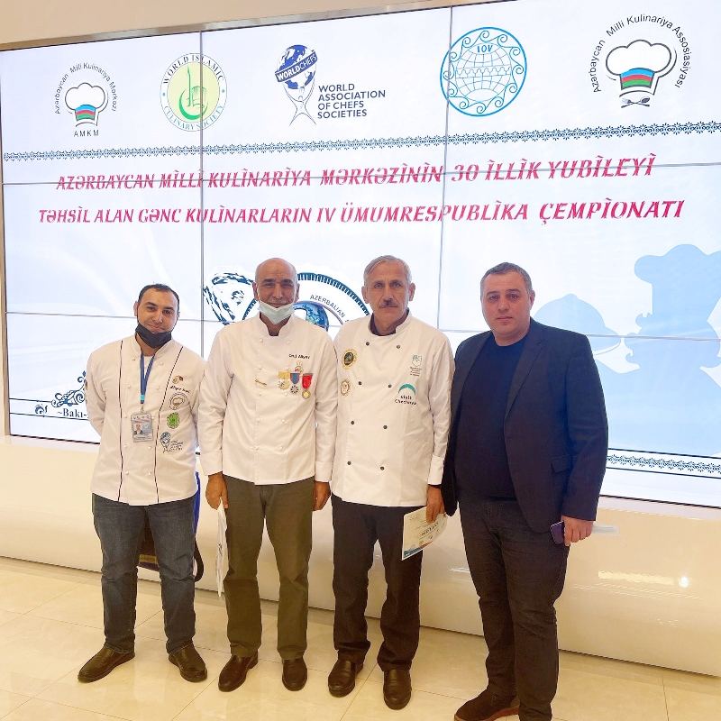 Юбилей с вкусняшками! В Баку прошел праздник национальных блюд (ФОТО)