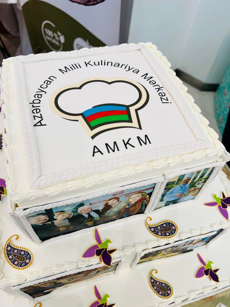 Юбилей с вкусняшками! В Баку прошел праздник национальных блюд (ФОТО)