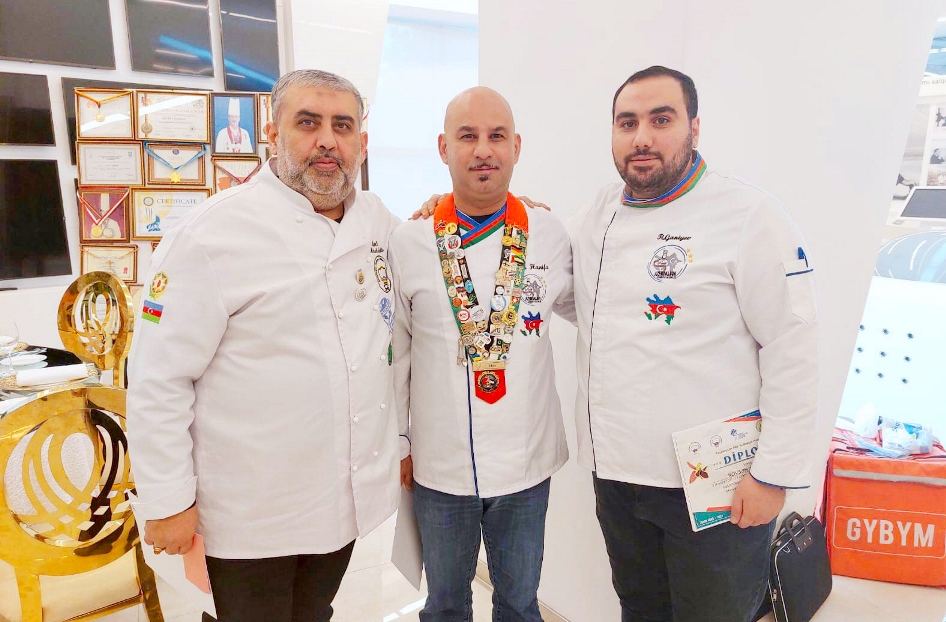 Юбилей с вкусняшками! В Баку прошел праздник национальных блюд (ФОТО)