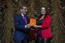 Азербайджанский театр кукол отметил юбилей красочной программой и наградами (ВИДЕО, ФОТО)