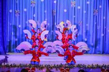 Новогодний праздник в Баку с песнями и танцами, сказочными персонажами (ВИДЕО, ФОТО)