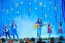 Новогодний праздник в Баку с песнями и танцами, сказочными персонажами (ВИДЕО, ФОТО)