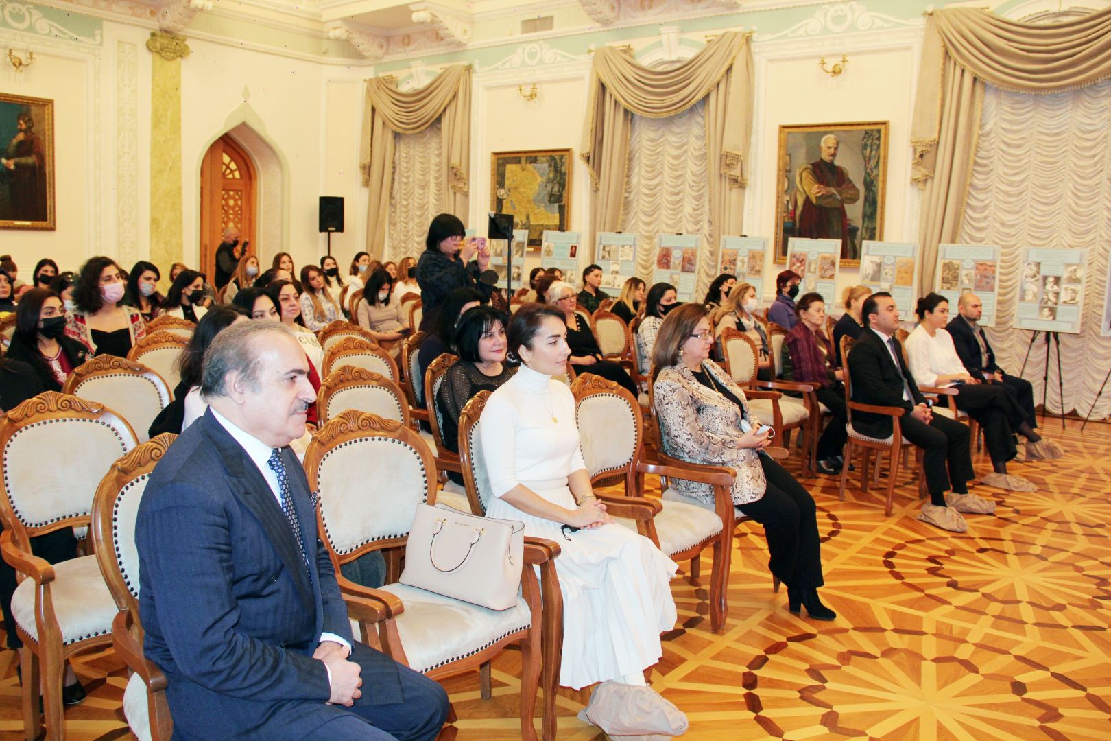 В Музее Низами Гянджеви состоялась презентация проекта Gülüm romansı в честь 880-летия великого поэта  (ВИДЕО, ФОТО)