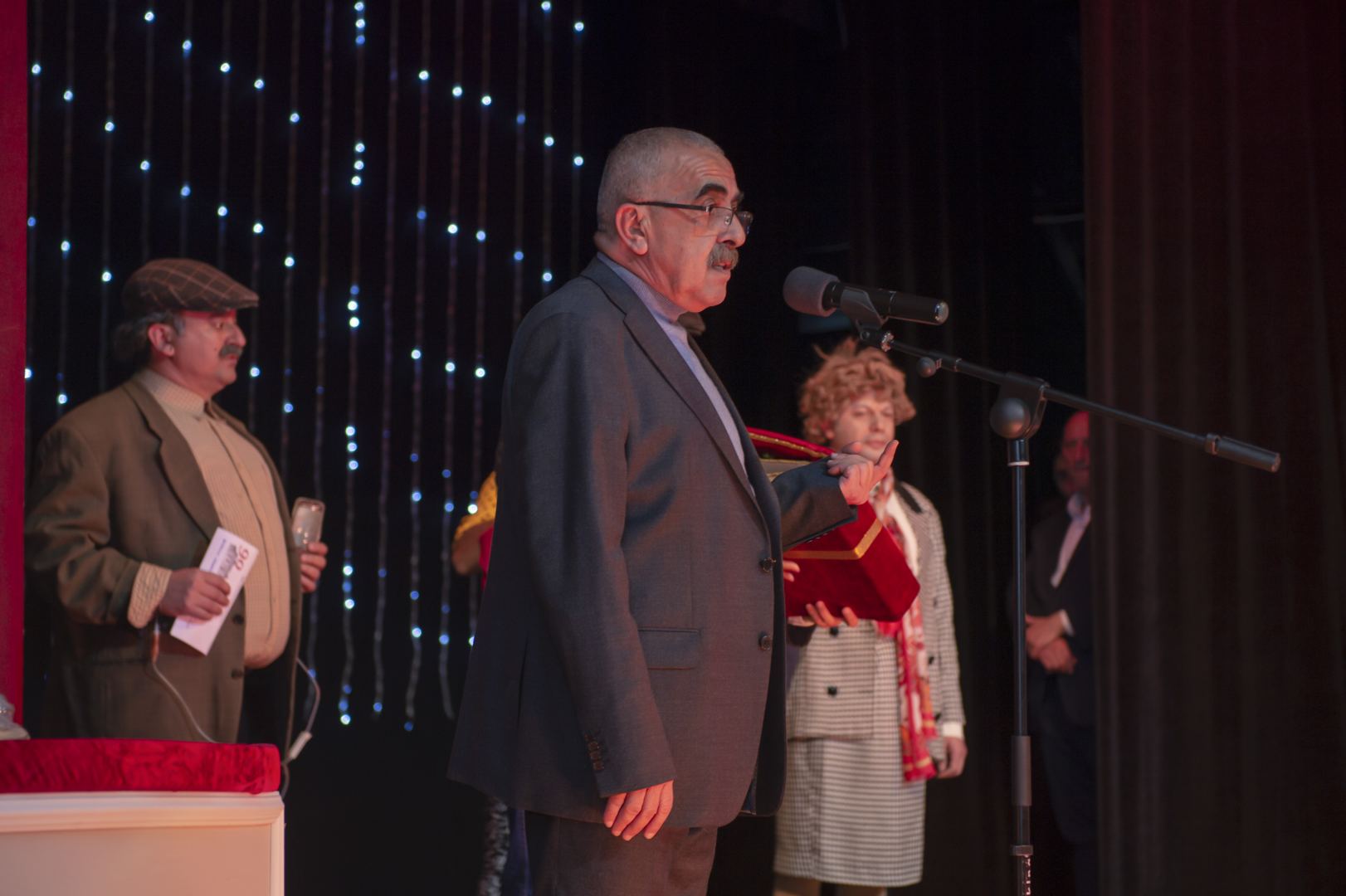 Азербайджанский театр кукол отметил юбилей красочной программой и наградами (ВИДЕО, ФОТО)