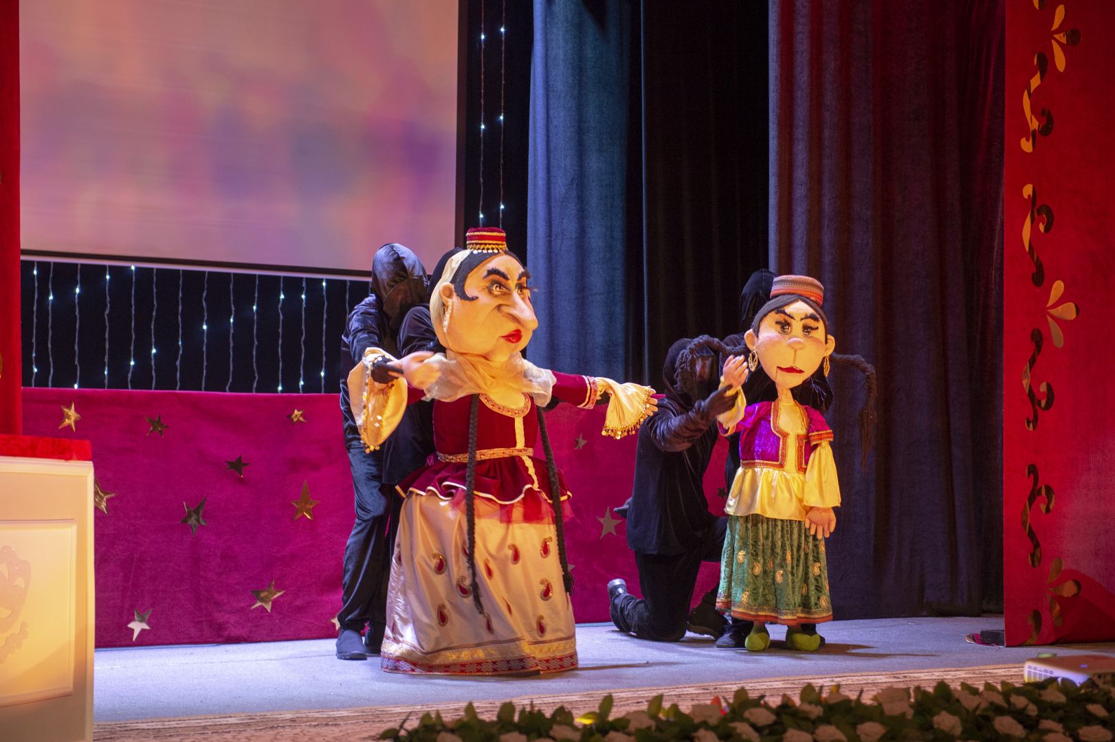 Азербайджанский театр кукол отметил юбилей красочной программой и наградами (ВИДЕО, ФОТО)