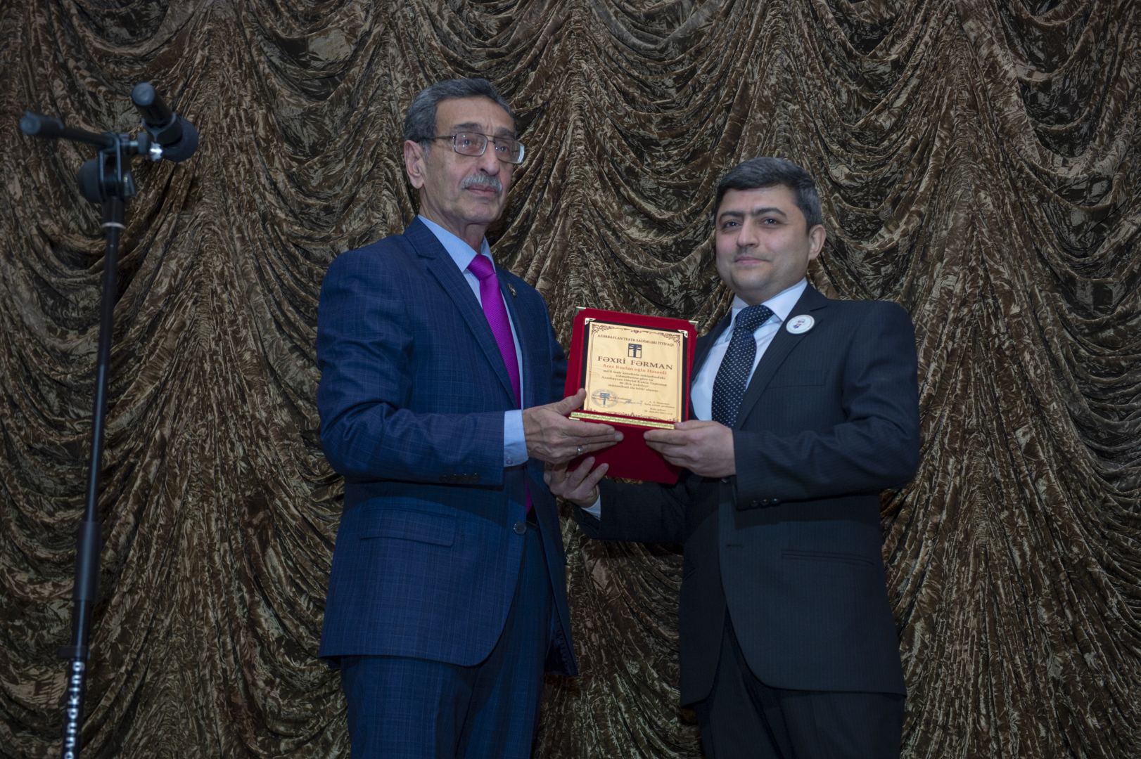 Азербайджанский театр кукол отметил юбилей красочной программой и наградами (ВИДЕО, ФОТО)