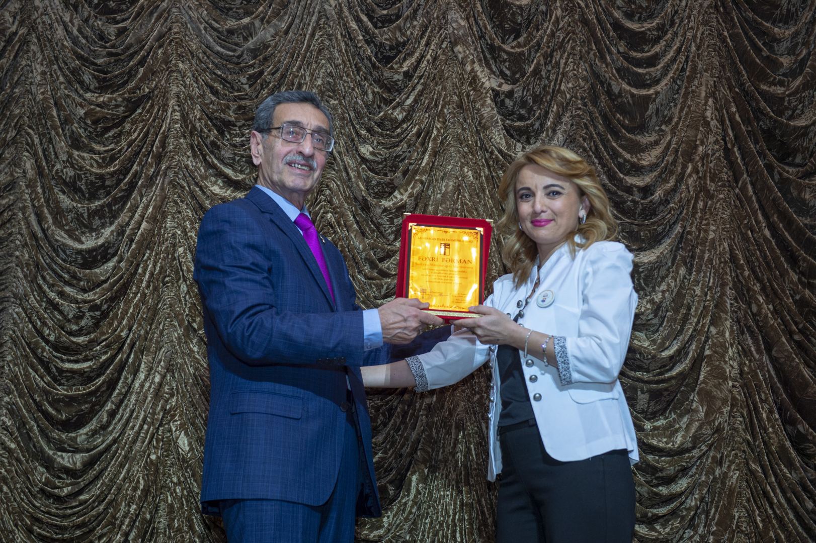 Азербайджанский театр кукол отметил юбилей красочной программой и наградами (ВИДЕО, ФОТО)