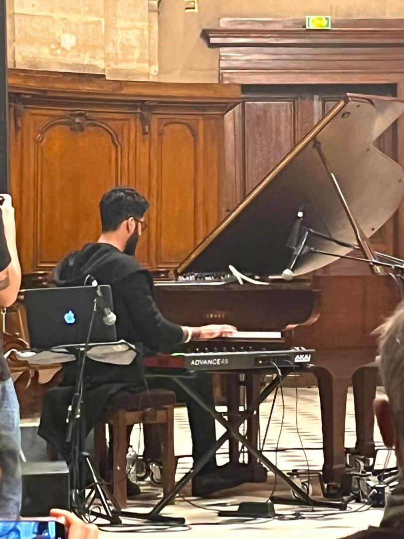 Азербайджанский этно-джаз прозвучал в протестантском храме Луврской оратории в Париже (ВИДЕО/ФОТО)