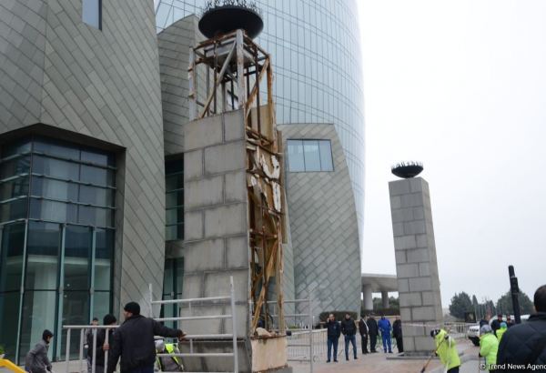 Перед Flame Towers в Баку прогремел взрыв (ФОТО/ВИДЕО)