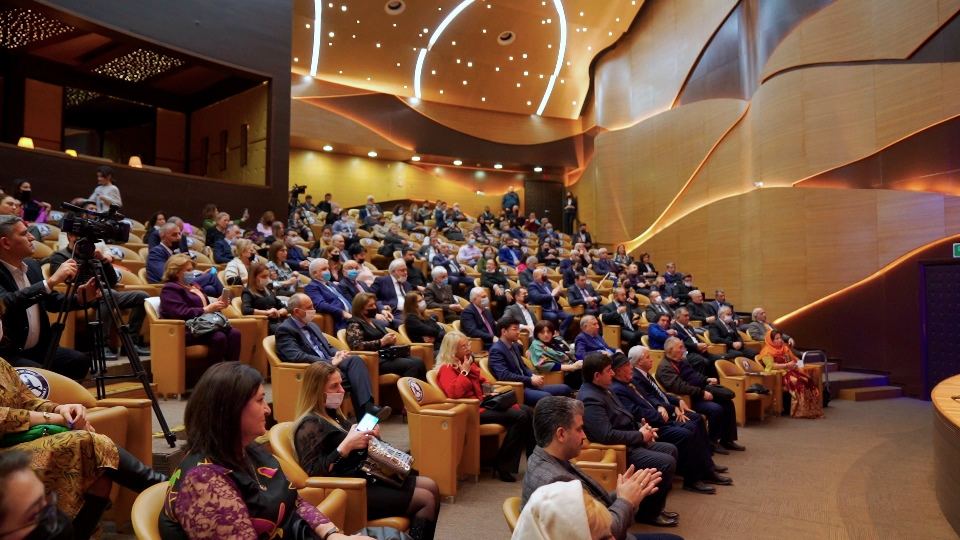 В Международном центре мугама отметили 200-летие со дня рождения Ашуга Алескера (ФОТО/ВИДЕО)