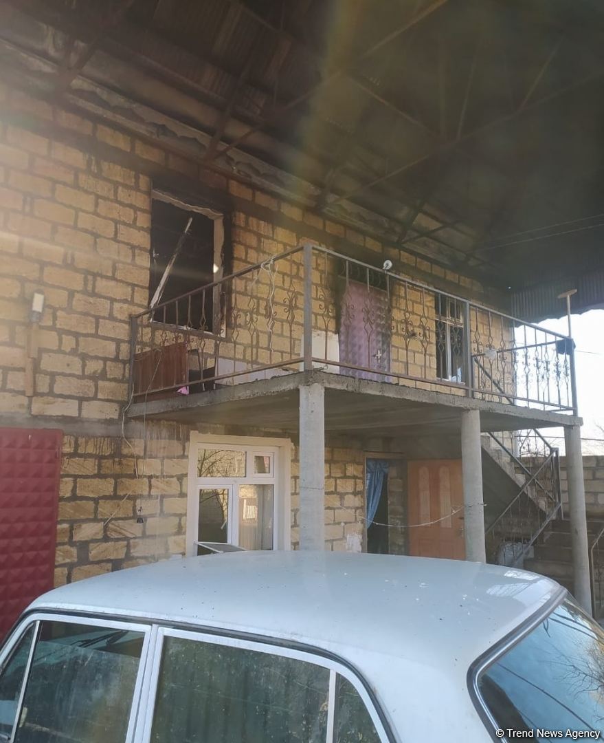 Малолетний ребенок погиб при пожаре в жилом доме в Бейлагане (ФОТО)