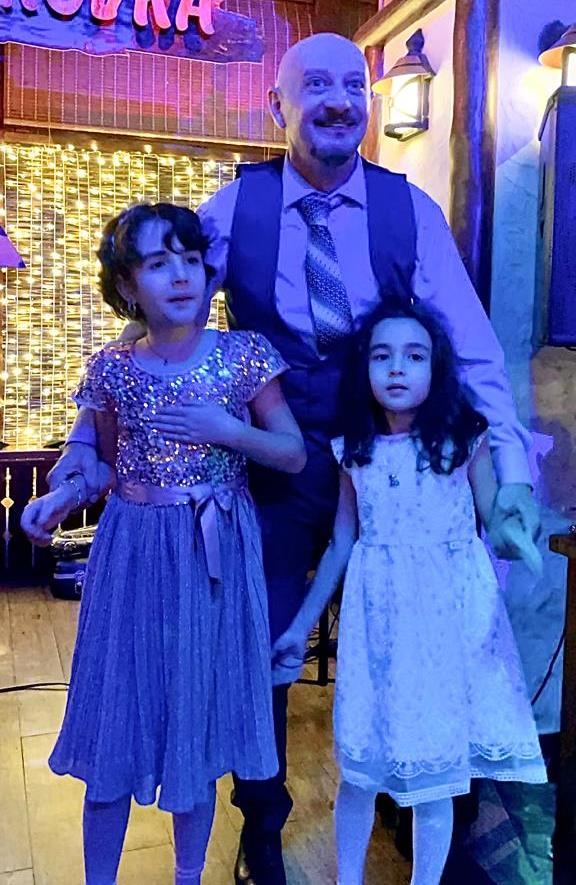 Такси на Дубровку вызывали? Веселый юбилей Эльчина Иманова (ВИДЕО, ФОТО)