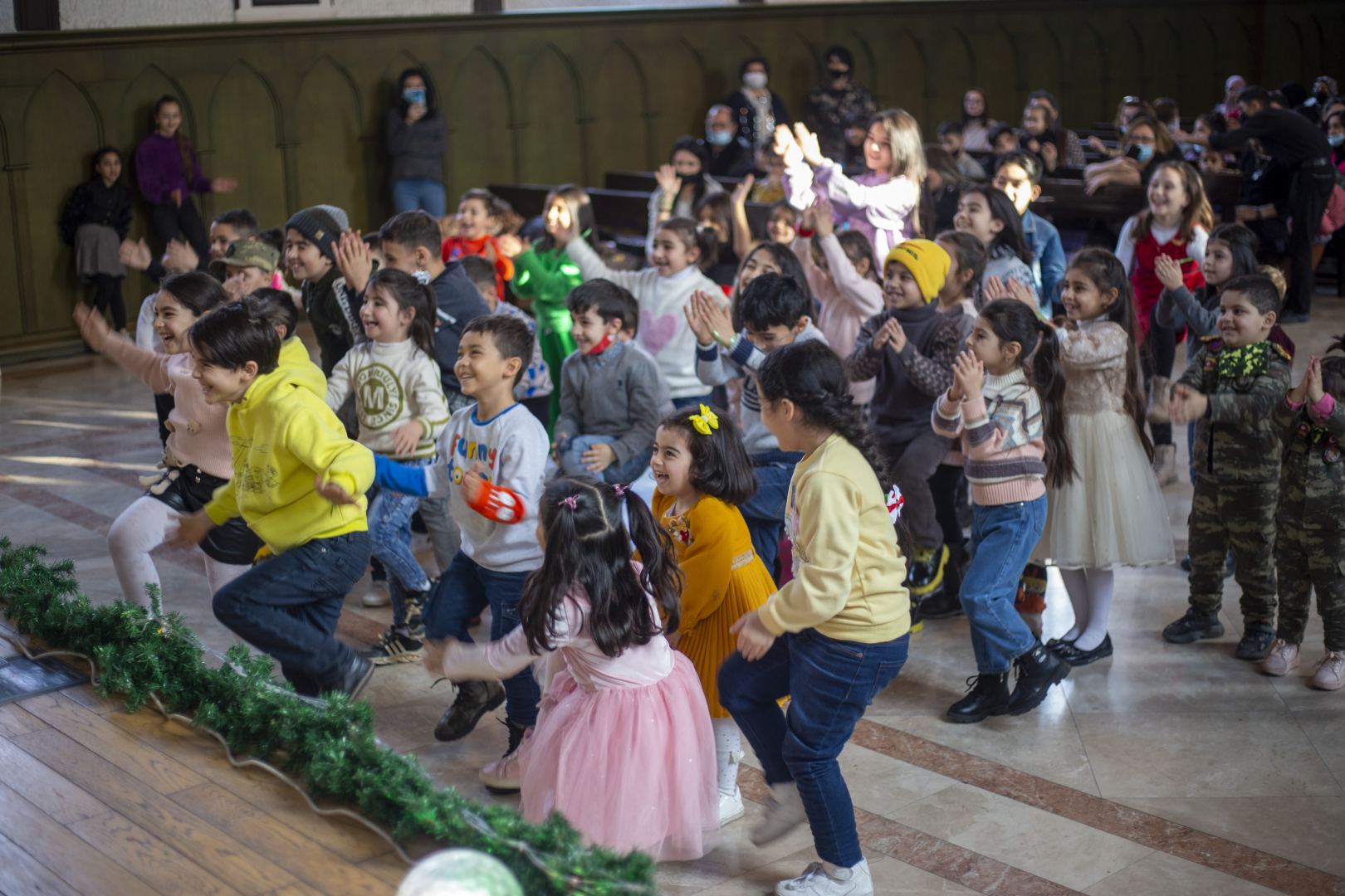 Для детей шехидов и ветеранов Отечественной войны представлена новогодняя программа (ФОТО)