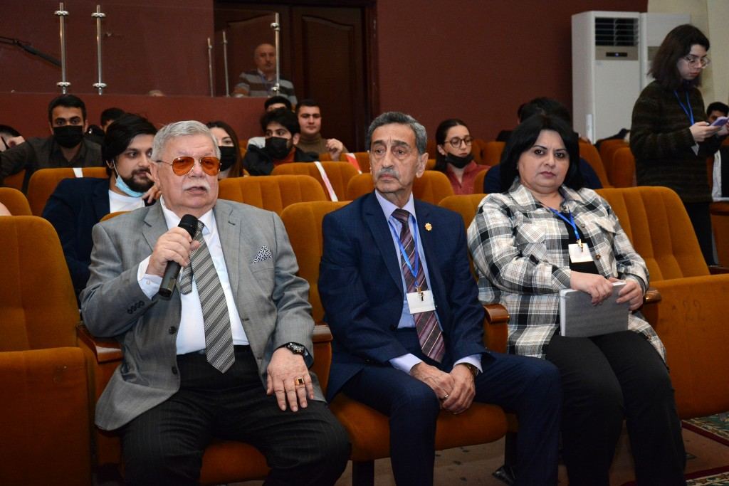 Первый замминистра культуры встретился с молодыми азербайджанскими актерами (ФОТО)