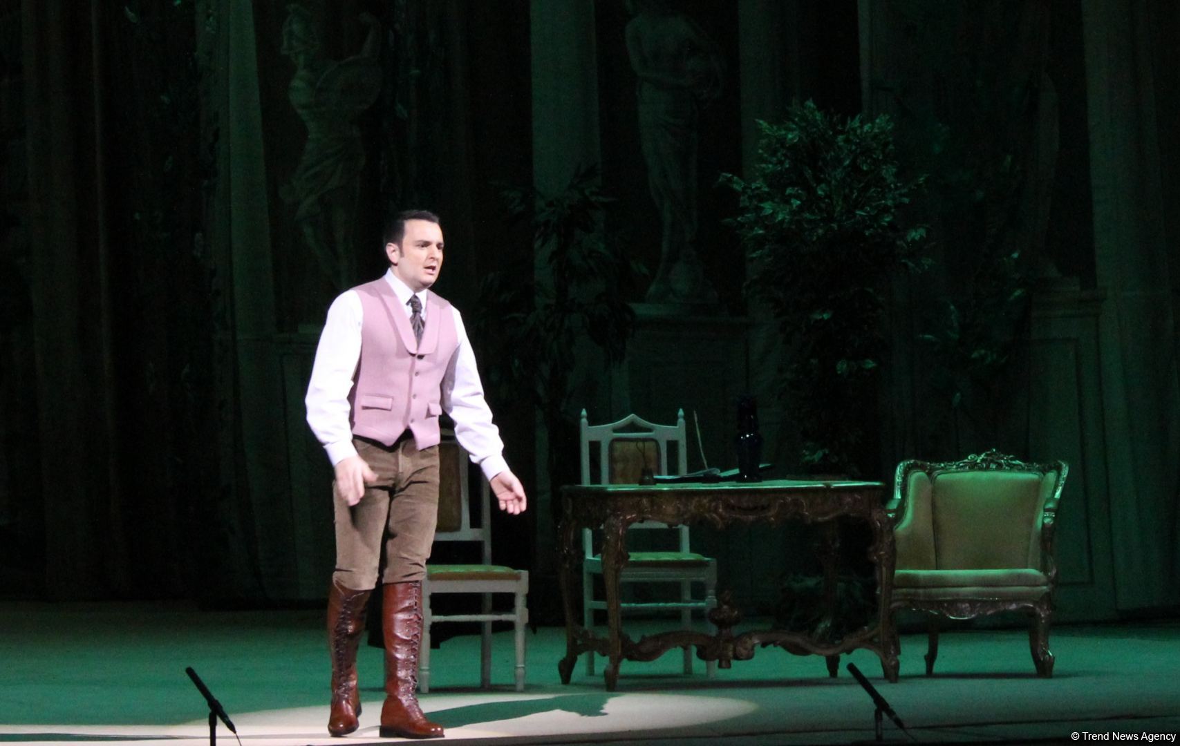 Рамиль Гасымов и Инара Бабаева оказались в Париже XIX века, или Как разрушились мечты о счастье (ФОТО/ВИДЕО)