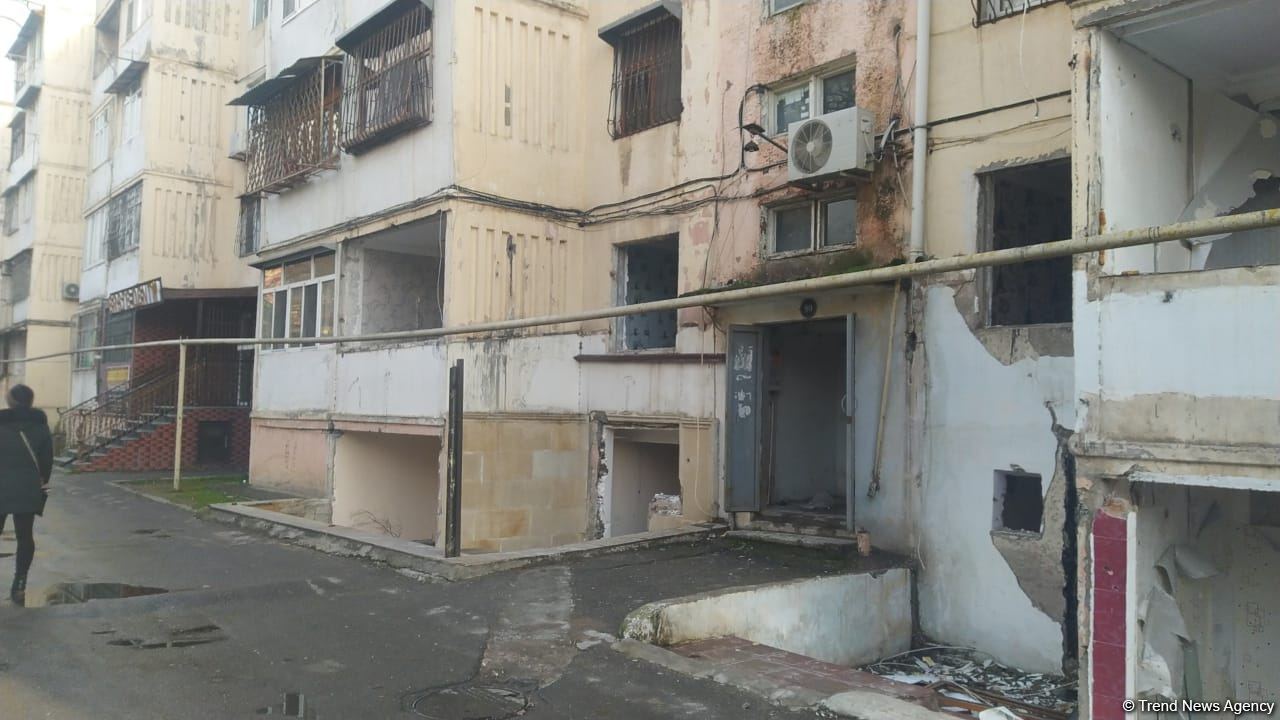 В одном из районов Баку начался снос ряда жилых домов (ФОТО)