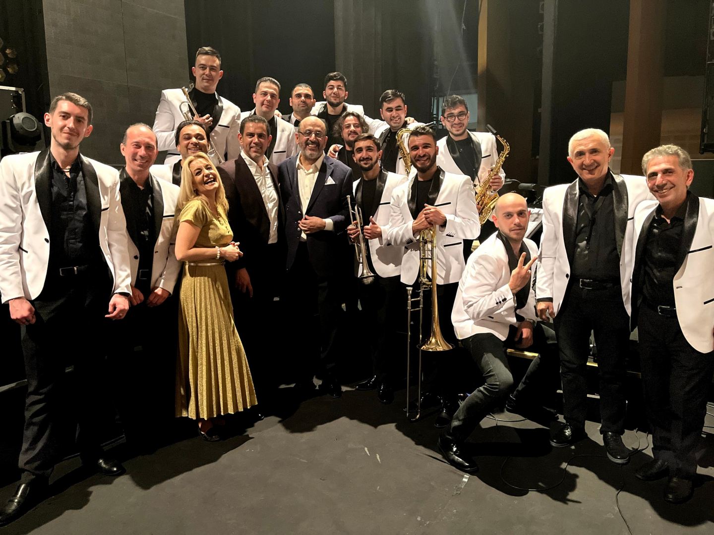 Аншлаг! Горячие зимние вечера Эйюба Ягубова – про улицы и дворы Баку, дружбу и любовь (ВИДЕО, ФОТО)