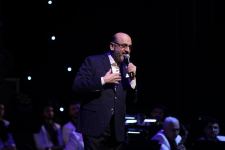 Аншлаг! Горячие зимние вечера Эйюба Ягубова – про улицы и дворы Баку, дружбу и любовь (ВИДЕО, ФОТО)