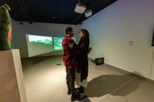 В ARTIM состоялась премьера необычного спектакля "Попутчик по дороге в ад" в различных языковых вариациях (ВИДЕО, ФОТО)