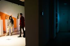 В ARTIM состоялась премьера необычного спектакля "Попутчик по дороге в ад" в различных языковых вариациях (ВИДЕО, ФОТО)