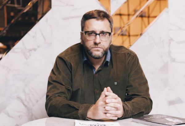 Ревность, предательство, потеря идеала…– режиссер Ильгар Сафат о новом спектакле "Изменить Отелло"