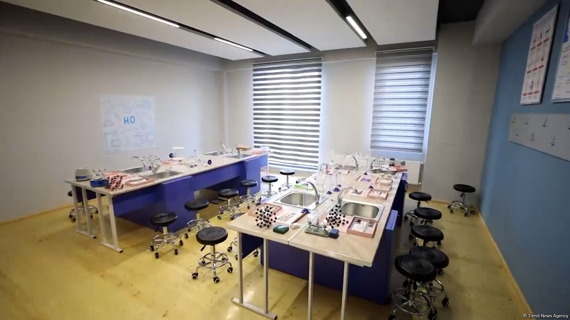 Жители поселка Бина выразили благодарность Президенту Ильхаму Алиеву и Первой леди Мехрибан Алиевой за создание Учебного и сервисного комплекса (ФОТО/ВИДЕО)