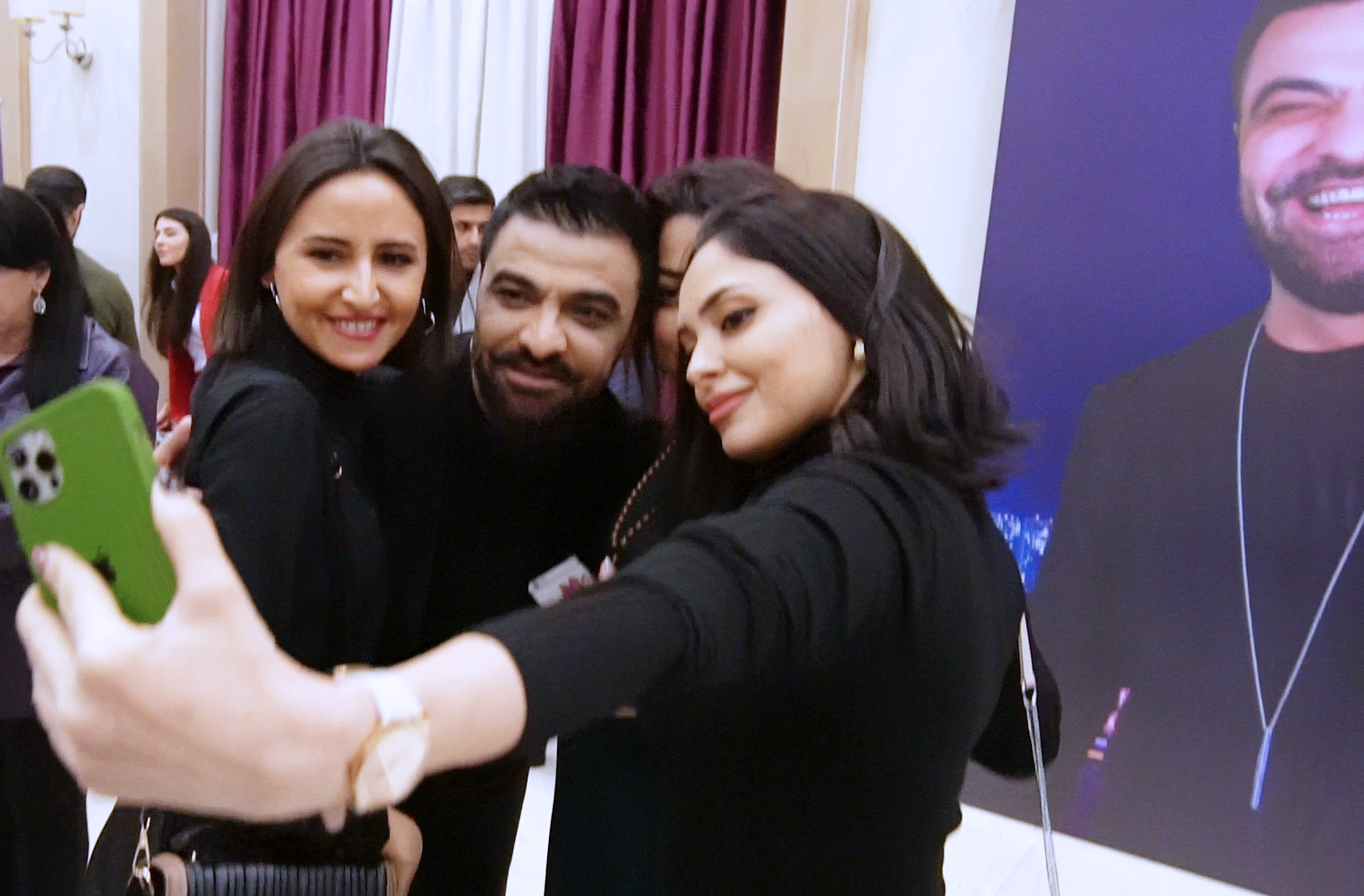 Азербайджанский актер нашел лучшее средство от коронавируса и для продления жизни (ФОТО)