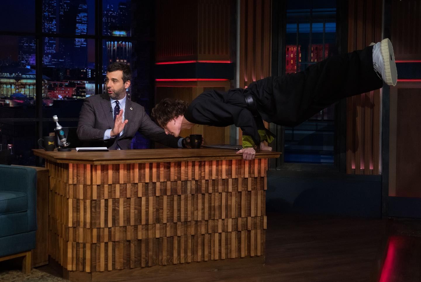 Азербайджанский актер в гостях у Ивана Урганта на Первом канале России (ФОТО/ВИДЕО)