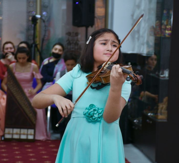 В Баку состоялся концерт, посвященный Дню молодёжи (ФОТО)