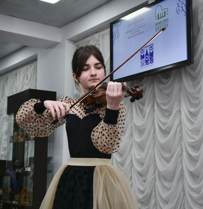 В Баку состоялся концерт, посвященный Дню молодёжи (ФОТО)