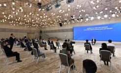 Президент Ильхам Алиев принял участие в Молодежном форуме, посвященном 25-летию Дня азербайджанской молодежи (ФОТО/ВИДЕО)