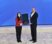 Президент Ильхам Алиев принял участие в Молодежном форуме, посвященном 25-летию Дня азербайджанской молодежи (ФОТО/ВИДЕО)