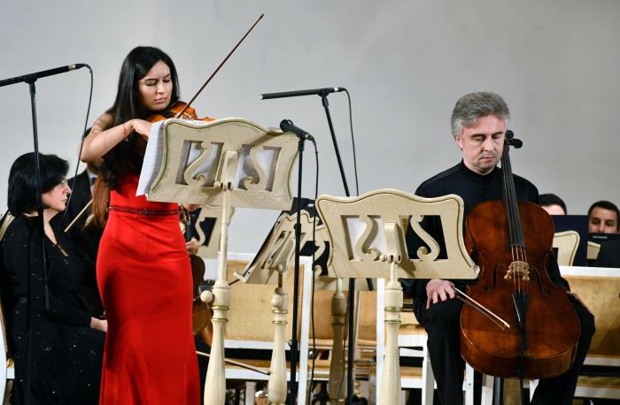 В Баку представлена музыка для успешных и добрых людей (ВИДЕО, ФОТО)