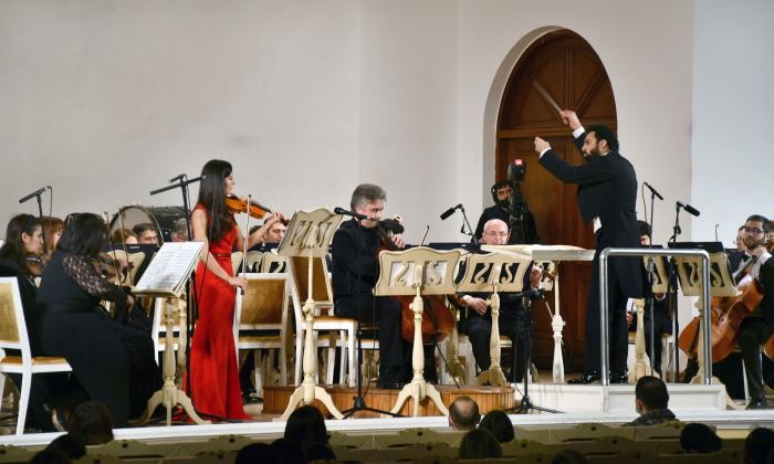 В Баку представлена музыка для успешных и добрых людей (ВИДЕО, ФОТО)