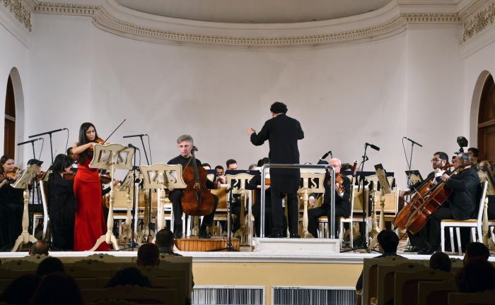 В Баку представлена музыка для успешных и добрых людей (ВИДЕО, ФОТО)
